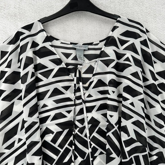 Catherines Plus Poncho Top Shirt Womens 0X/1X Blouse Short Sleeve Boho - Picture 5 of 15